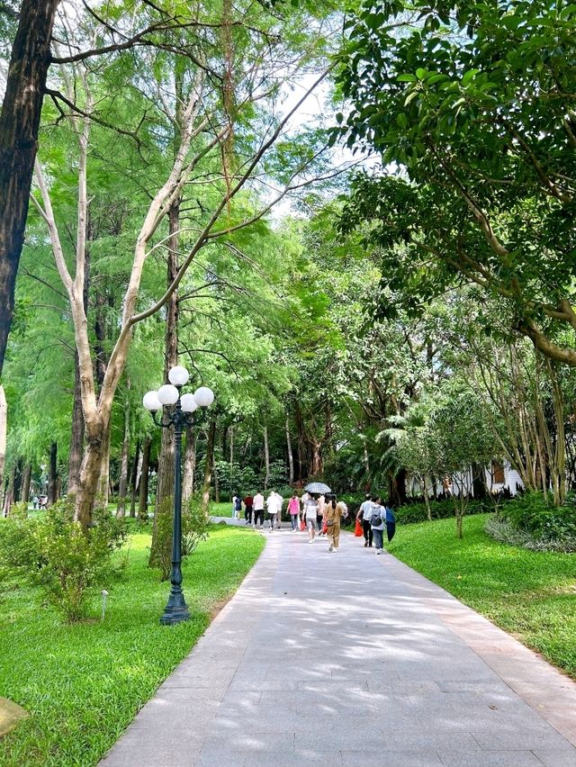 A Peaceful Escape in the City, Shenzhen Lizhi Park