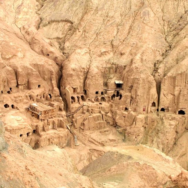 Tuyuk Valley, Xinjiang's Cultural Oasis in the Desert