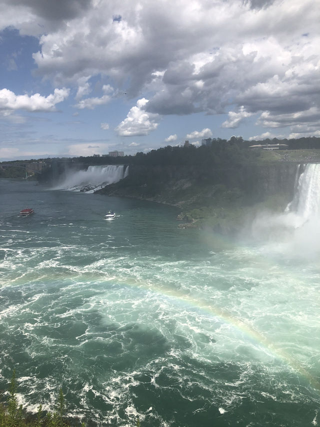 Niagara Falls is Absolutely Breathtaking! 🇨🇦