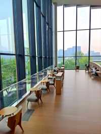 Chengdu Tianfu Art Museum's Library
