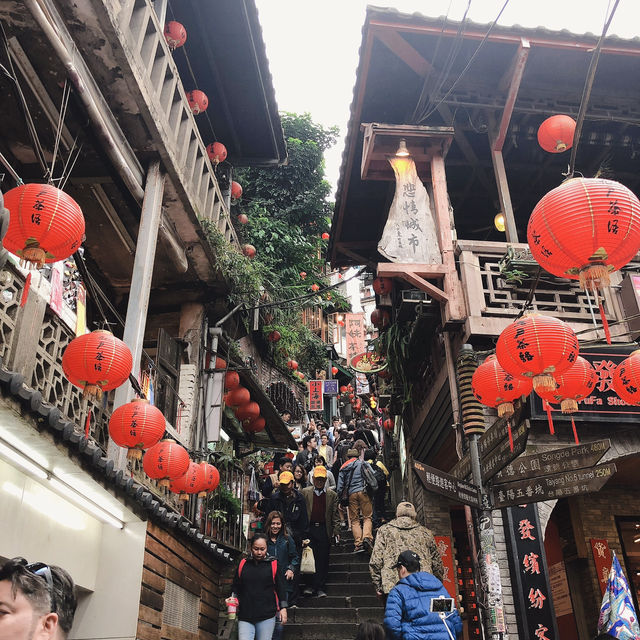 台湾　”千と千尋の神隠し“モデル『九份』