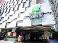 Holiday Inn Express Bangkok Siam ที่พักติด BTS 