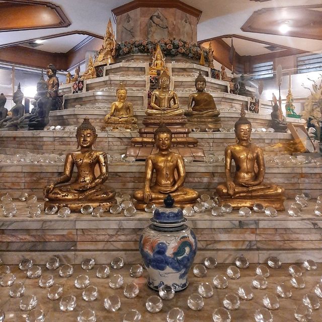 พระเจดีย์แห่งความเป็นสิริมงคล ณ เขาค้อ