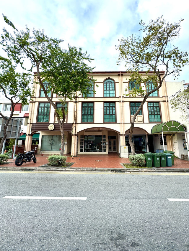 シンガポール　シンガポール観光　カトン地区Joo Chiat Rdのウォールアートは凄いぞ！