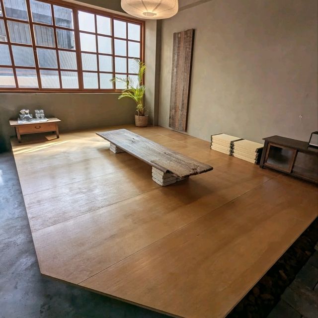 台南小巷弄-日式老宅的侘寂風咖啡：Present Coffee 