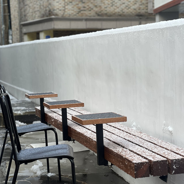 Winter Vibes at Fuglen Seoul: A Cozy Escape with Scandinavian Flair