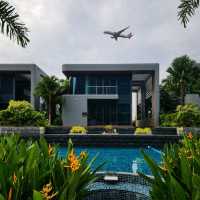 Plane-Watching by the Pool?