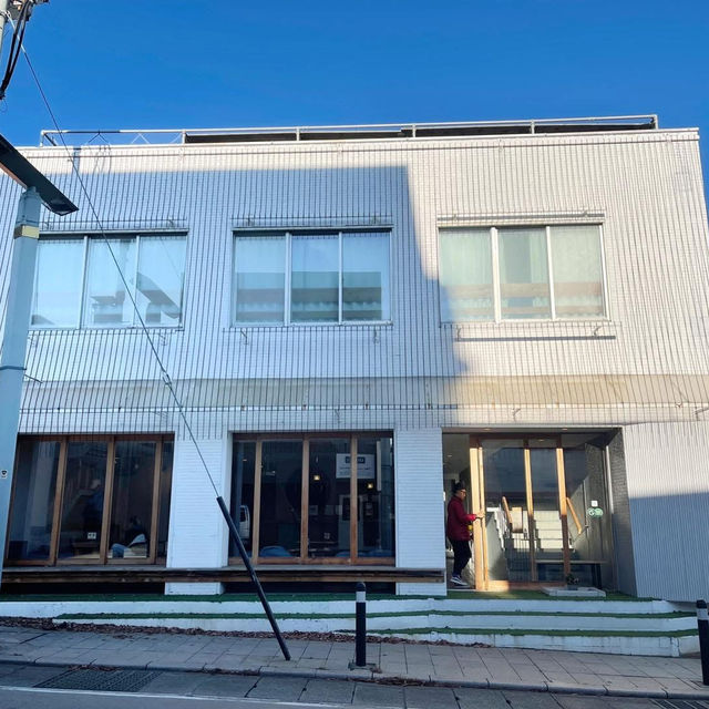 ที่พัก 𝐇𝐨𝐬𝐭𝐞𝐥 𝟏𝟖𝟖𝟗 富士吉田 วิวสวยตะโกน