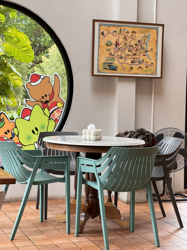 A Charming Coffee Haven in the Heart of Takuapa
