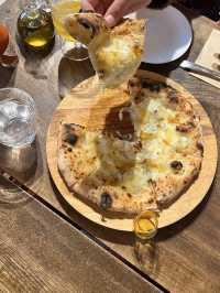 【三重】本格窯焼きが絶品！「PONCHI’S PIZZA」で味わう贅沢ピザ🍕