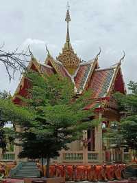 ขอพรค้าขาย “วัดหลวงพ่อโอภาสี” พุทธบูชา