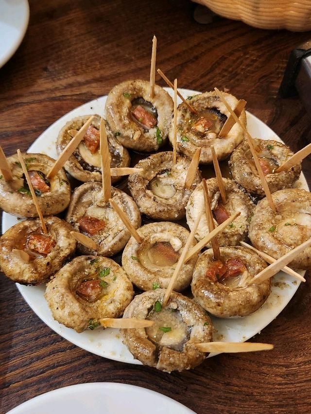❣️마드리드 여행시 기억에 남는 맛집, "메손 델 참피뇬"❣️