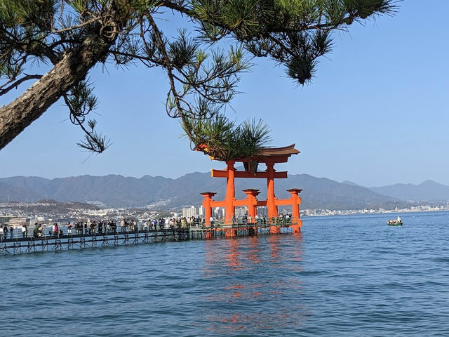 ☾︎広島☽︎ 海に浮かぶ鳥居が象徴的