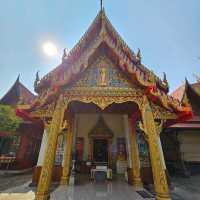 วัดเสมียนนารีพระอารามหลวง