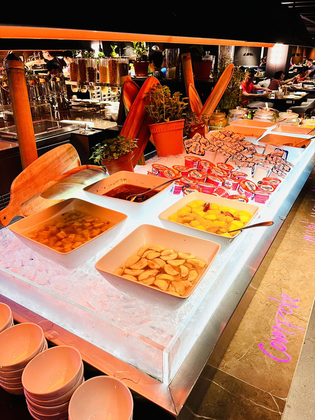 “Rise & Dine: A Luxurious Breakfast Feast at PARKROYAL COLLECTION KL!”