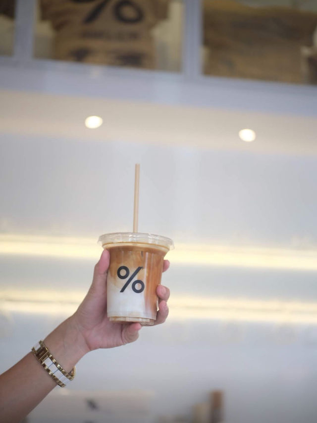 % ARABICA : คาเฟ่ % ย่านอาหรับสตรีท