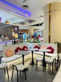 A Whimsical Cafe Adventure – Art Toys & Sweet Treats!