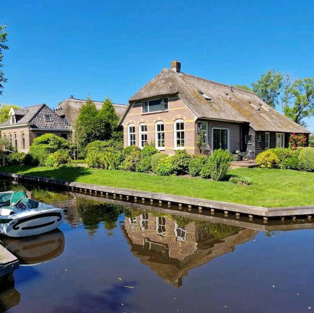 Giethoorn Village