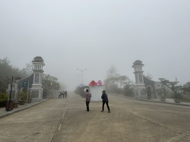 Exploring Northern Vietnam 🇻🇳 : The Magic of Hanoi, Sapa, and Ha Long Bay