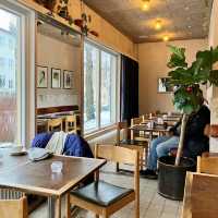 Wonderful bakery cafe