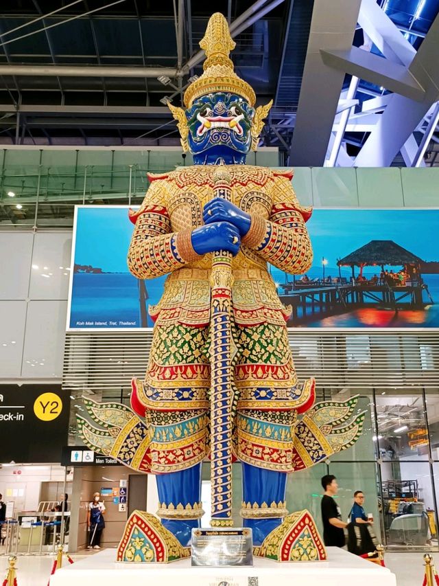 ไปชมยักษ์ใหญ่ทั้ง12ตน ที่ สนามบินสุวรรณภูมิ