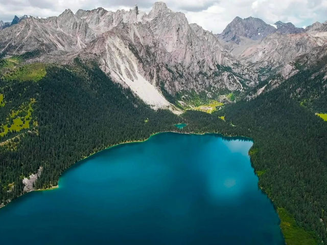 Spectacular Views of Cuopo Valley at Sichuan