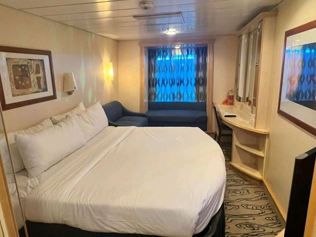 "Ultimate Paradise: Experience Perfect Day at CocoCay with Royal Caribbean"