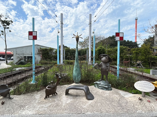 📚☕ A Lazy Genius’s Guide to Tamsui Fisherman Wharf: Books, Brews & Sea Views