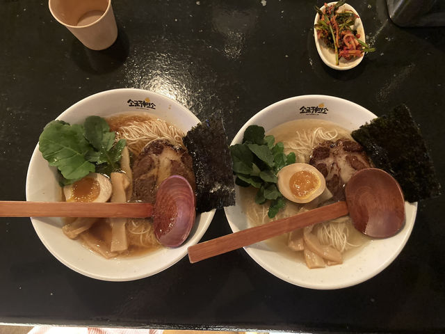 홍대, 가성비 최고 라멘맛집 찾았습니다