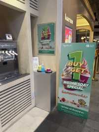 Yogurtland เซ็นทรัลเวสต์วิลล์