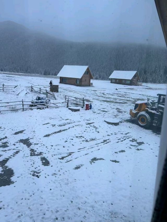 Hemu in White: A Kazakh Village Frozen in Beauty