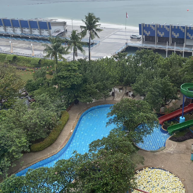 Unwinding by the Sea: Ancol