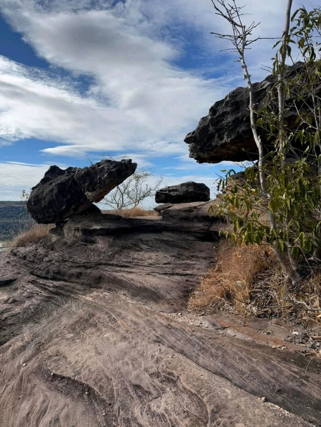 อุทยานแห่งชาติผาแต้ม อุบลราชธานี
