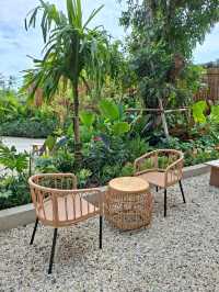 คาเฟ่ฟีลญี่ปุ่น Hitch & Round Cafe and Space