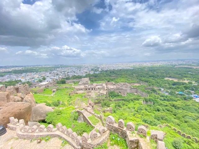 Unveiling the Secrets of Golconda Fort – A Walk Through Timeless Grandeur