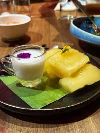 🌕 Fly to moon Thai Food 
