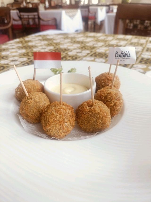 CAFE BATAVIA 