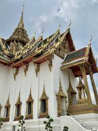 วัดพระศรีรัตนศาสดาราม วัดคู่บ้านคู่เมืองของแผ่นดิน