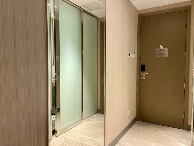 香港荃灣麗絲酒店🏨現代便利的完美選擇✨