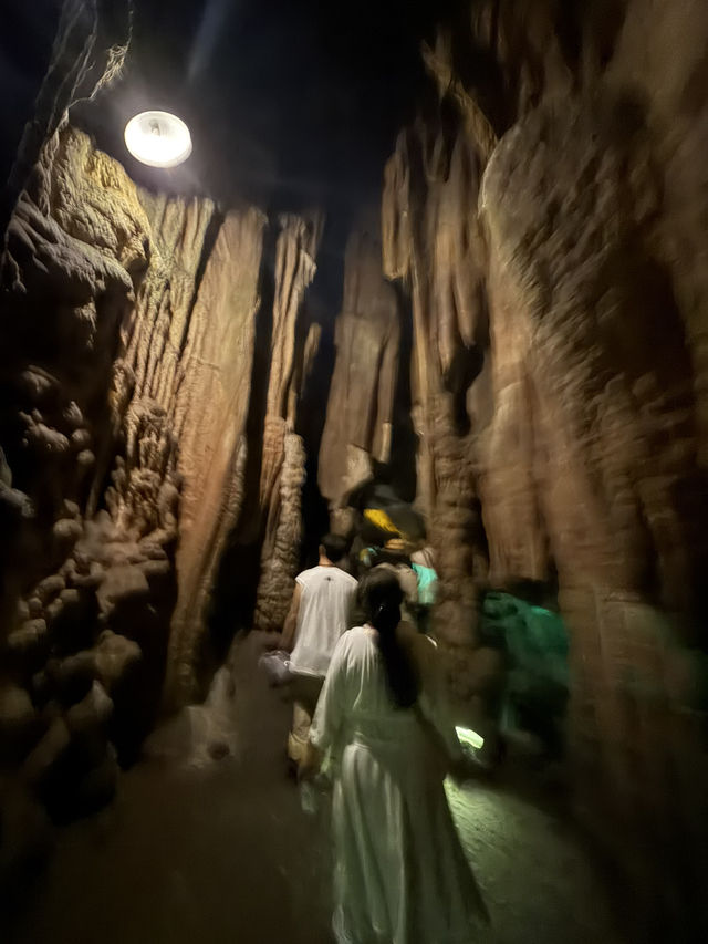 เที่ยวถ้ำเงิน Silver cave ถ้ำที่สายมูไม่ควรพลาด