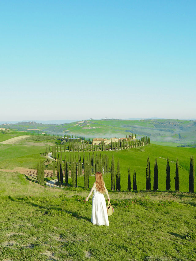 世界遺産の絶景　イタリア　トスカーナのオルチャ渓谷