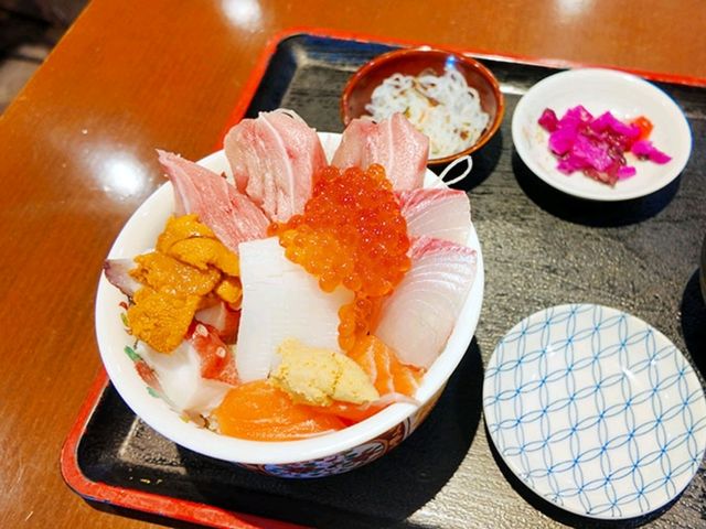 [🇯🇵 長崎] デジマワーフで海を眺めながら楽しむ海鮮三昧──海鮮市場 長崎港で贅沢ランチ