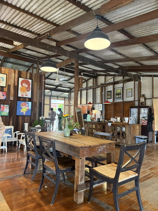 Baan Talay คาเฟ่ลับติดทะเลเปิดใหม่ ย่านศรีราชา