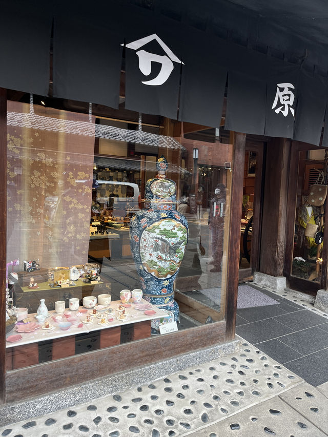 【東京近郊一日散策】夢回小江戶！漫步川越老街—時之鐘、和服體驗、地瓜美食與吉伊卡娃迷必訪專賣店全攻略
