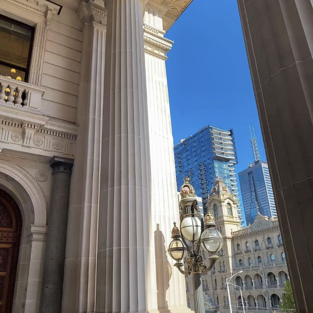 🏛️ Visit Melbourne’s Parliament House — For Free!