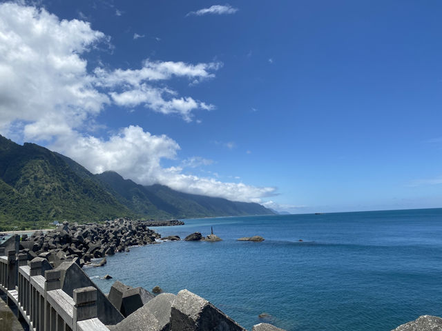 石梯漁港 🐟 賞鯨發源地 岬灣地形