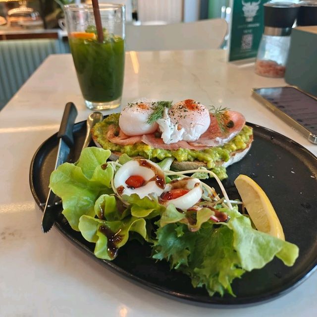 good coffee and brunch
