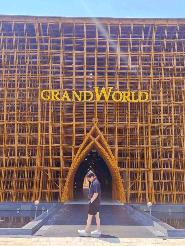 🌟 Grand World ฟูโกว๊ก —
