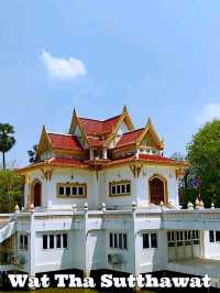 วัดท่าสุทธาวาส อยู่ริมแม่น้ำน้อย ใน ตำบลบางเสด็จ