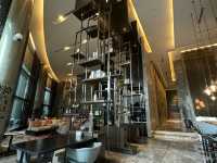 Le Bar at Sofitel: Where Class Meets Comfort